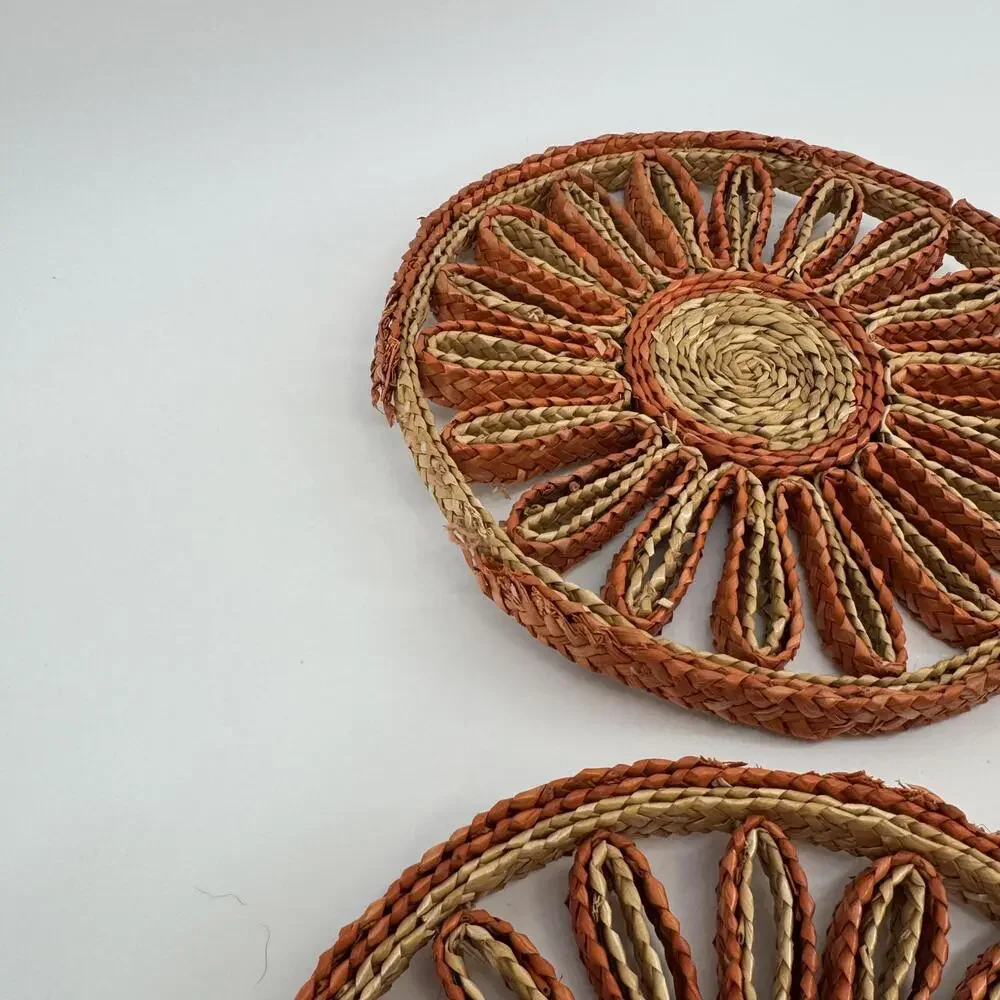 SET OF 5 Vtg woven raffia trivets boho-style kitchen hot pads/ wall decor #TM225